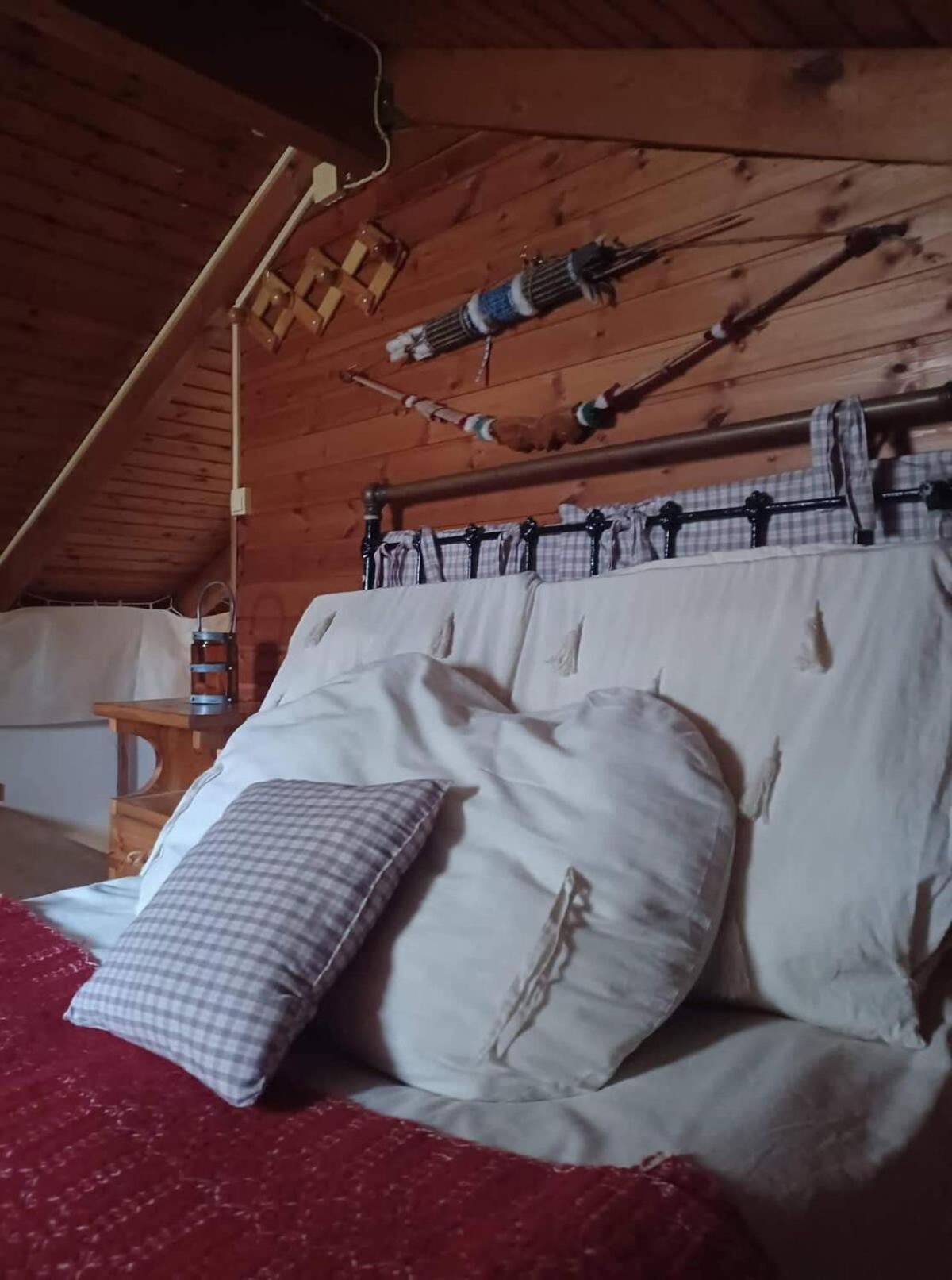 Kalavrita Winter Retreat - Homely Spacious Chalet Áno Vlasía Eksteriør billede